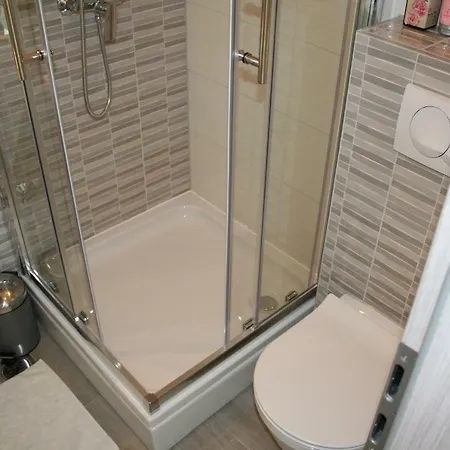 With Garden Casa de hóspedes