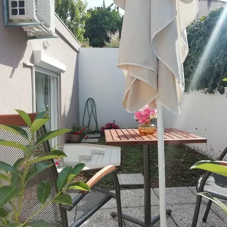 With Garden Gostinjska kuća Split