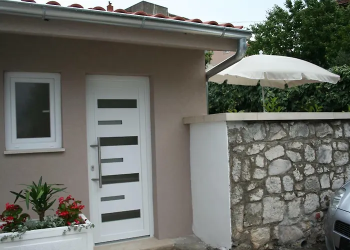 With Garden Pensionat 3*