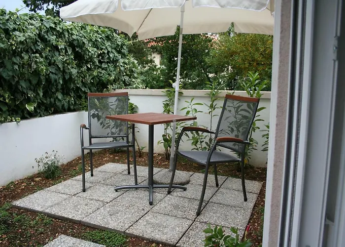 Pensionat With Garden 3*